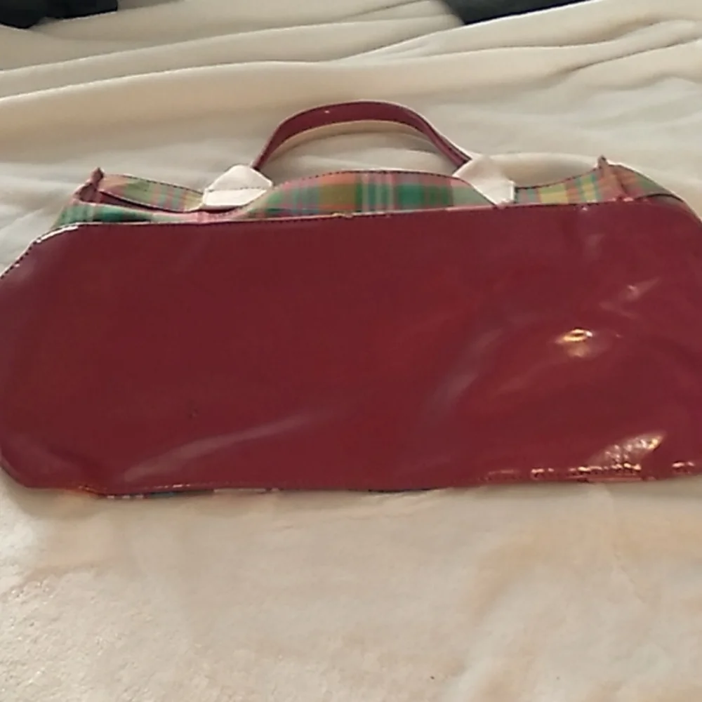 VTG Tommy Hilfiger fabric tote in red/green/yellow and blue plaid - Picture 7 of 8